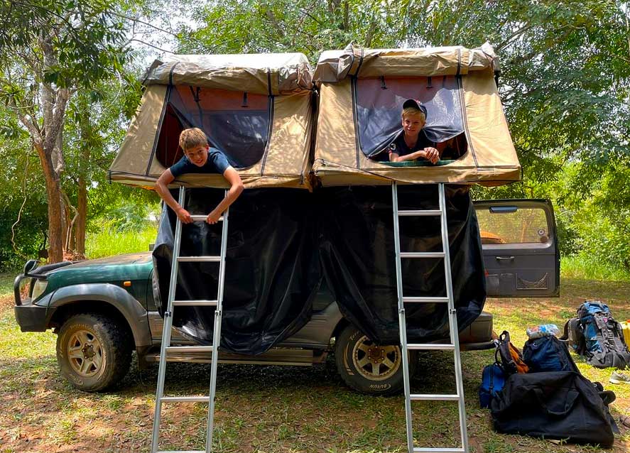 self drive Uganda with a rooftop tent